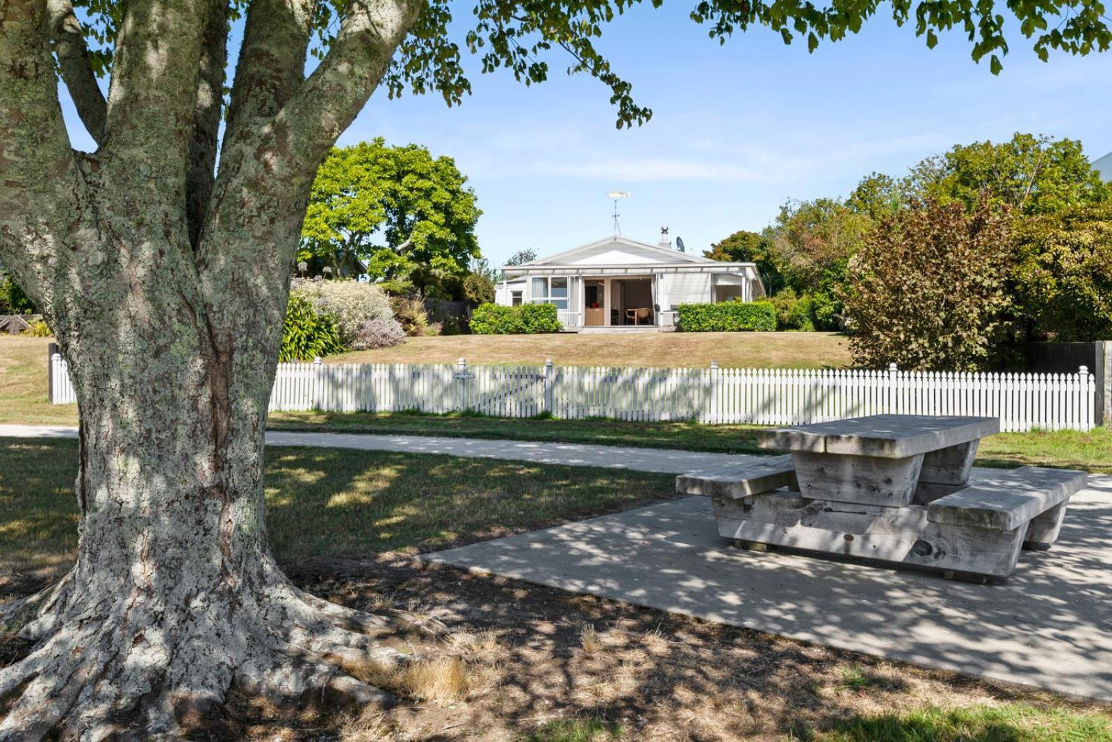 Ngongotaha Lakeside Home Rotorua Buitenkant foto
